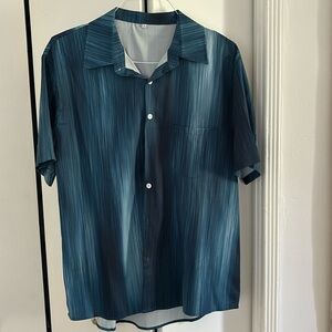 Men’s blue short sleeved button down